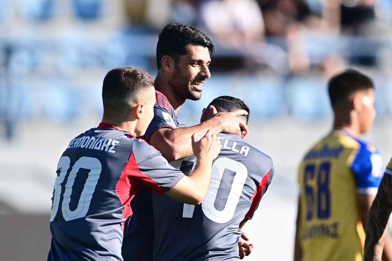 منتقدان مهدی طارمی پنیرساز هستند! / دفاع رسانه یونانی از مهاجم ایرانی المپیاکوس