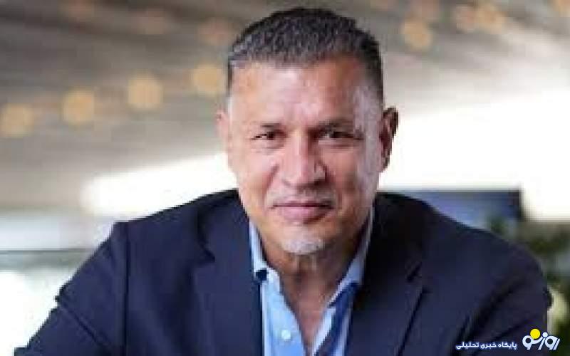 کودک سرطانی در آغوش علی دایی: دیگر آرزویی ندارم