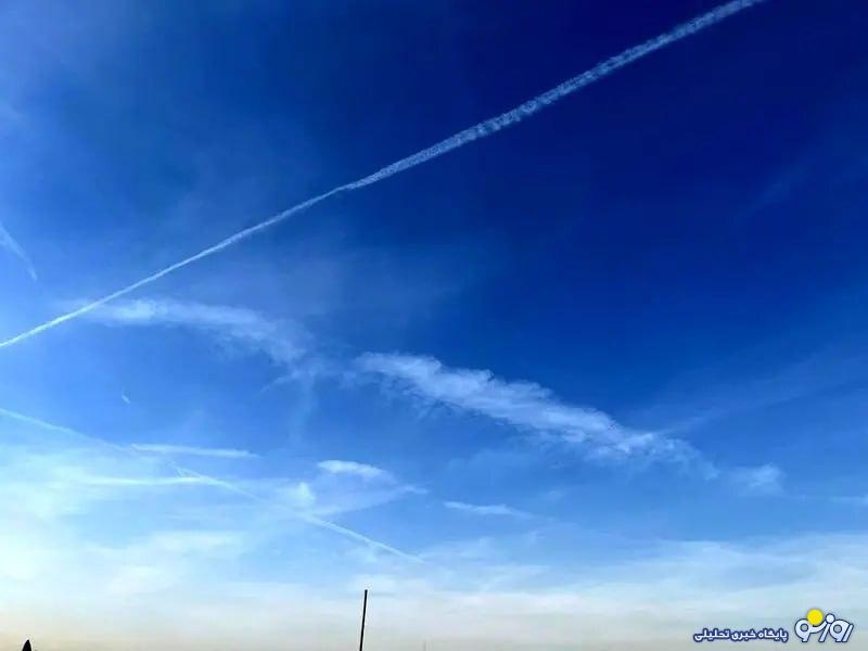ماجرای خطوط دود عجیب در آسمان تهران ماجرای خطوط دود عجیب در آسمان تهران