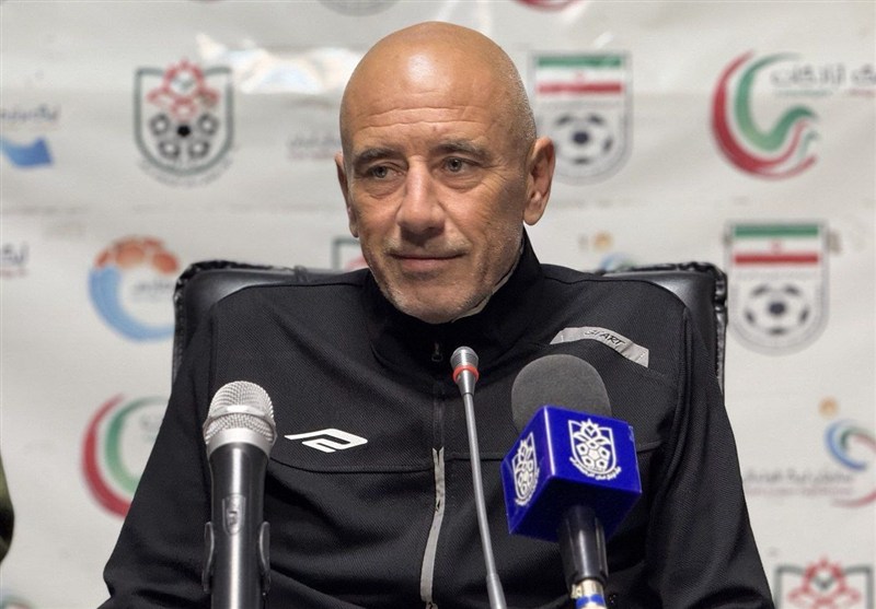 مربی تراکتور: برای شکست خیبر باید هر نظر آماده باشیم/ نمایشی در شأن تراکتور ارائه میکنیم مربی تراکتور: برای شکست خیبر باید هر نظر آماده باشیم/ نمایشی در شأن تراکتور ارائه میکنیم