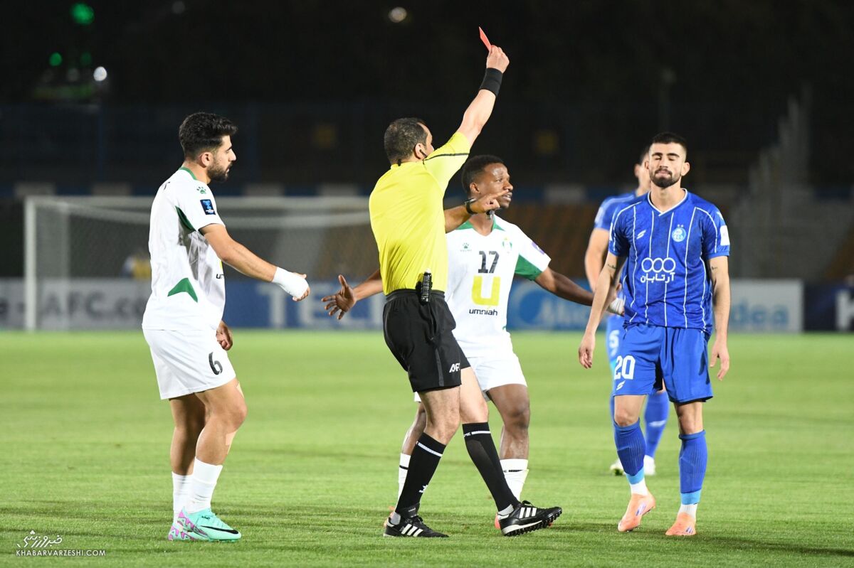 رفتار بچگانه کوشکی به تیم لطمه زد/ بازیکن استقلال درک نکرده لوگوی چه تیمی روی پیراهنش است