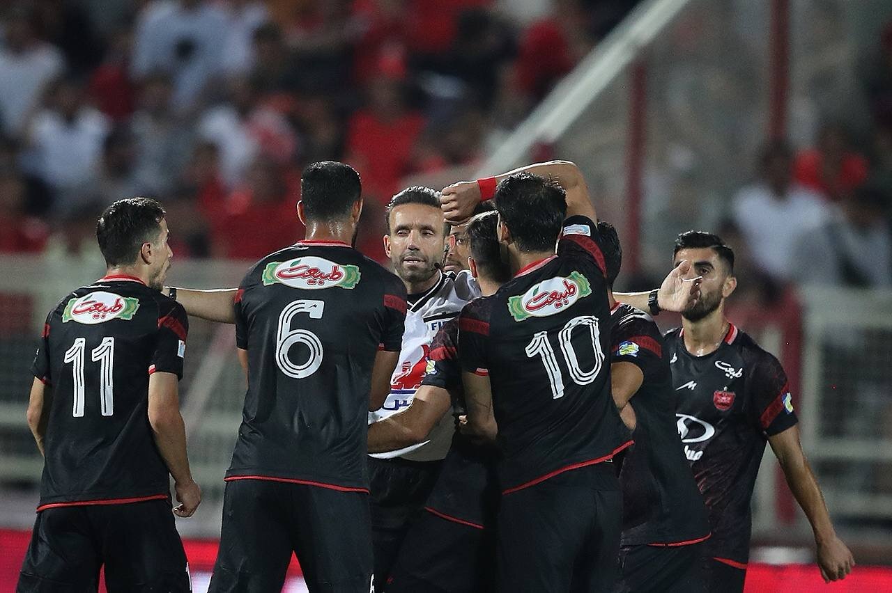 حق با پرسپولیس است یا تراکتور؟/ این محرومیت، آن محرومیت نیست!