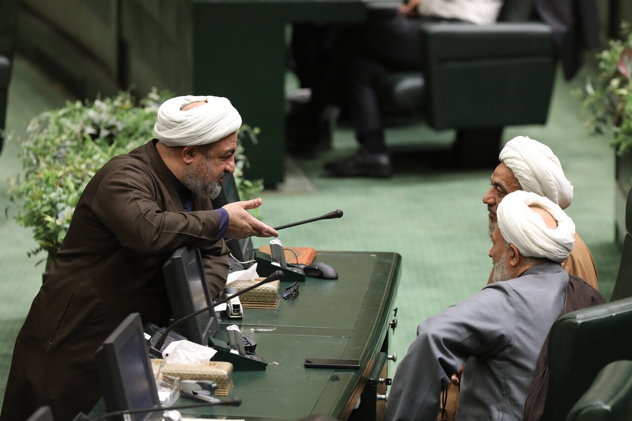 لیست حمید رسایی