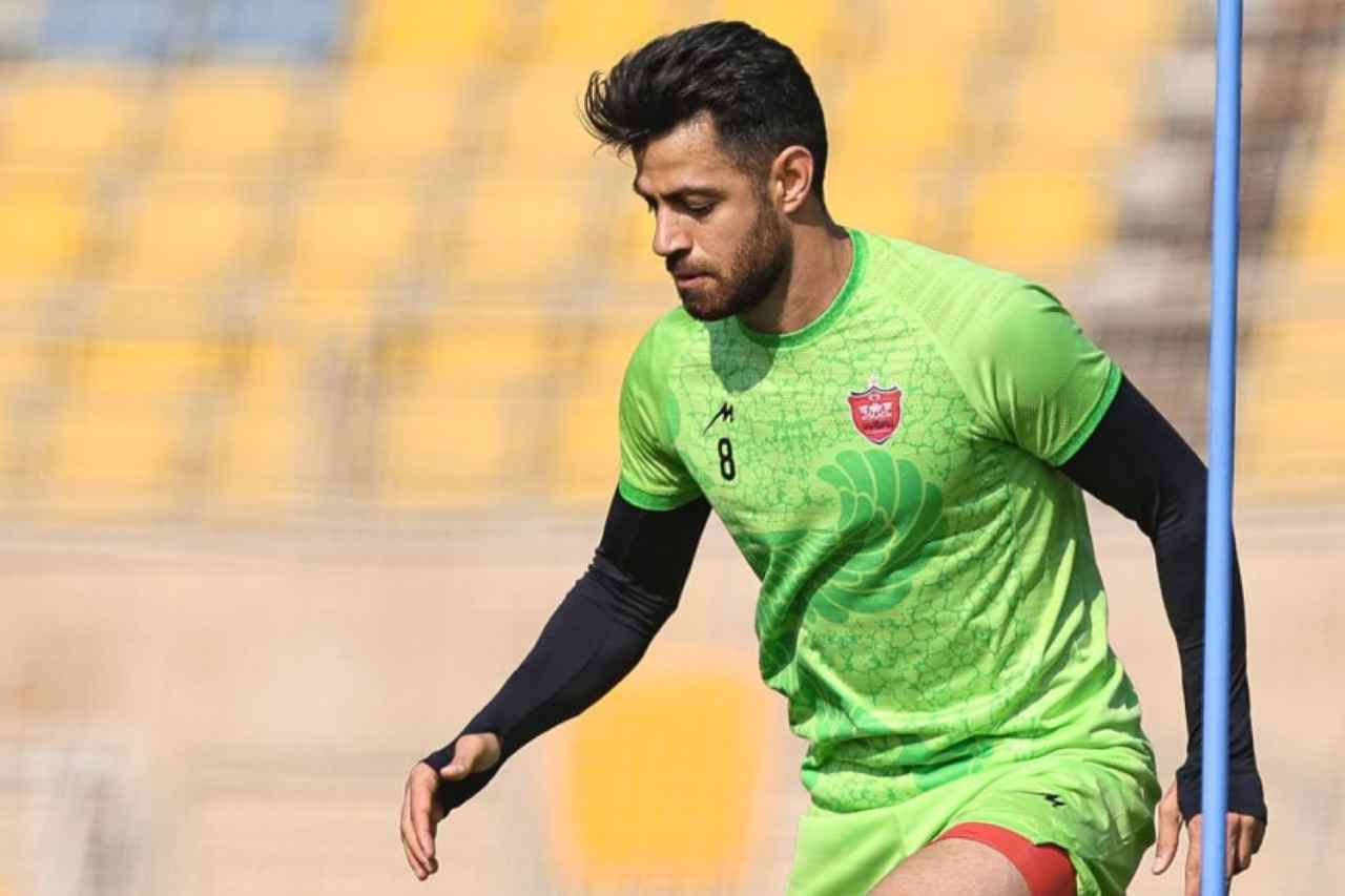 سرماخوردگی مرتضی پورعلی گنجی در روزهای تعطیلی لیگ سرماخوردگی مرتضی پورعلی گنجی در روزهای تعطیلی لیگ