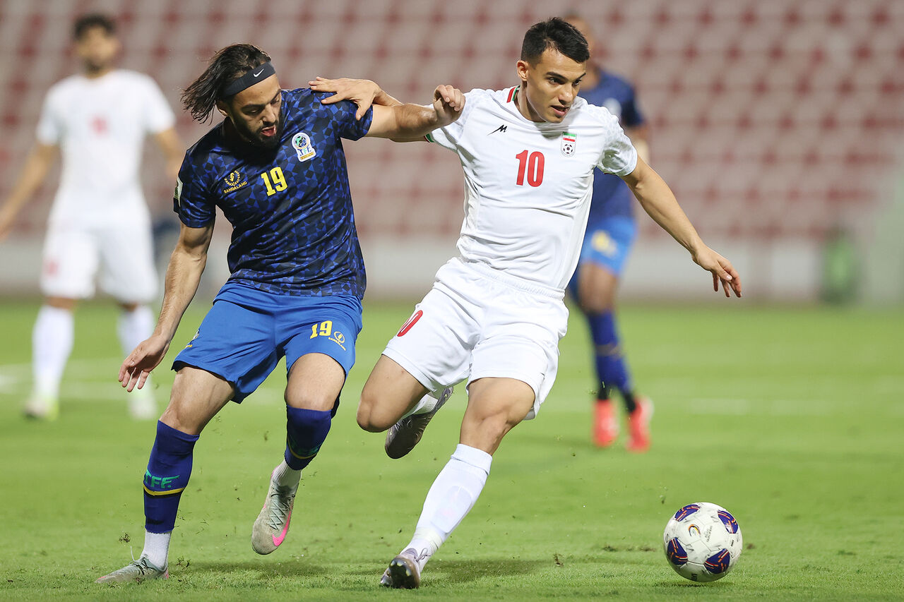 حسین زاده: پیراهن شماره ۱۰ تیم ملی؟ آن را به مهدی قائدی می‌دهم