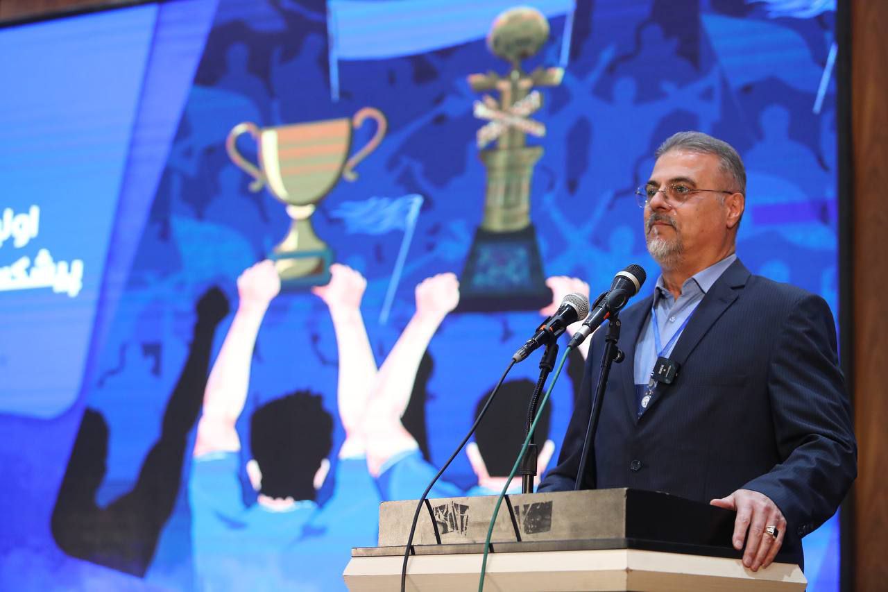 نظری جویباری: با جدیت پیگیر باز شدن پنجره نقلوانتقالاتی هستیم نظری جویباری: با جدیت پیگیر باز شدن پنجره نقلوانتقالاتی هستیم