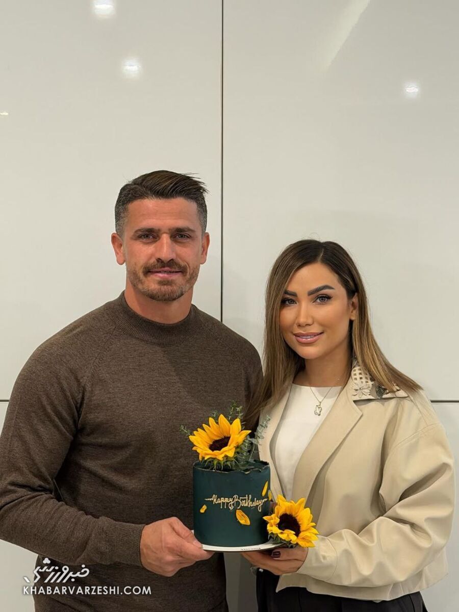 جشن آفتاب‌گردونی وریا غفوری و همسرش