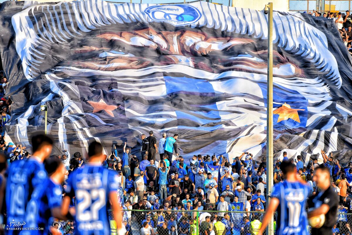 حمله هواداران استقلال به فدراسیون؛ همه کار میکنید پرسپولیس دربی را نبازد حمله هواداران استقلال به فدراسیون؛ همه کار میکنید پرسپولیس دربی را نبازد