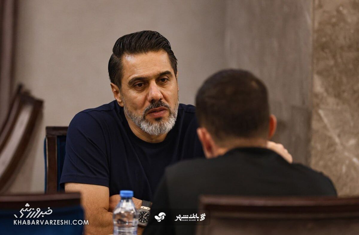 تقابل هواداران تراکتور با افشین پیروانی/ یادتان رفته در تهران با علیرضا بیرانوند چه کار کردید؟ تقابل هواداران تراکتور با افشین پیروانی/ یادتان رفته در تهران با علیرضا بیرانوند چه کار کردید؟