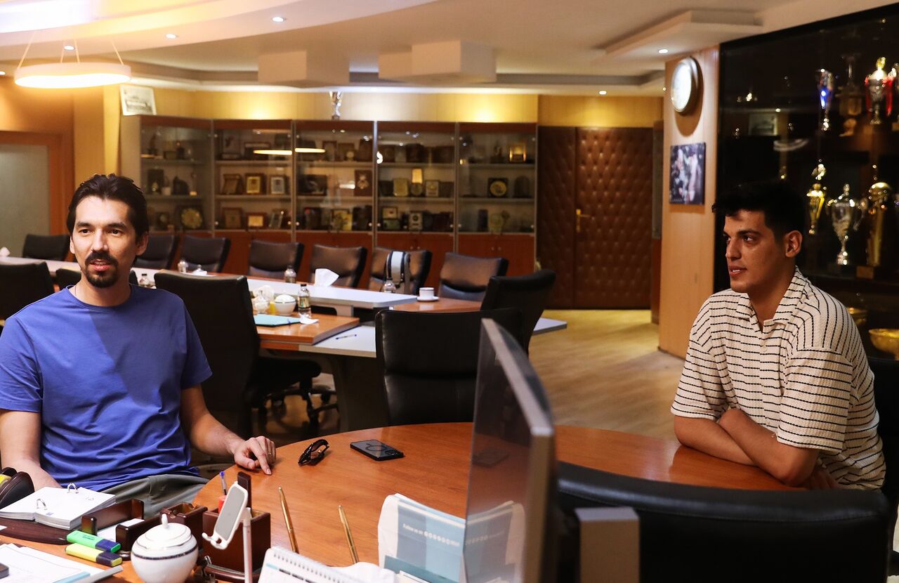 فرهاد قائمی: صابر کاظمی دوست داشت به استقلال برود؛ عدهای به او مشاوره غلط دادند فرهاد قائمی: صابر کاظمی دوست داشت به استقلال برود؛ عدهای به او مشاوره غلط دادند