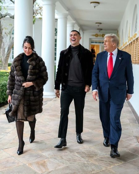 جورجینا رودریگز و رونالدو در دفتر کار ترامپ (عکس)
