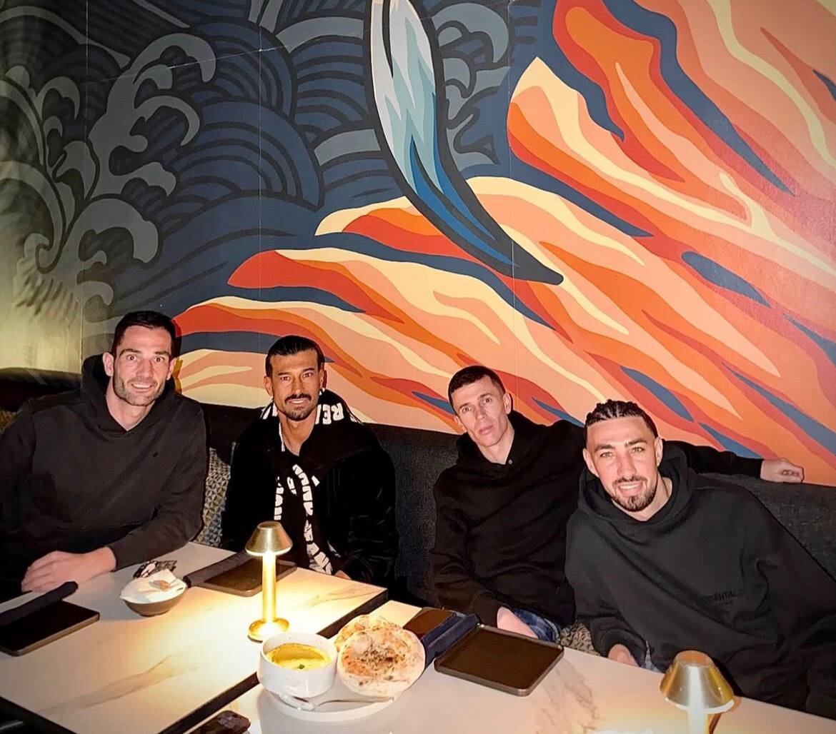 عکس | دورهمی رضاییان با ستارههای خارجی استقلال