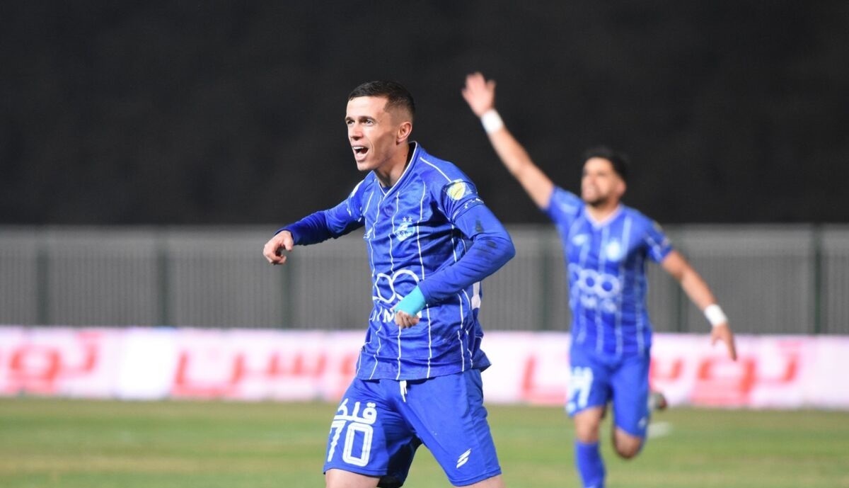 رفتار عجیب و خطرناک بازیکن حریف با ستاره استقلال؛ آسانی شانس آورد!