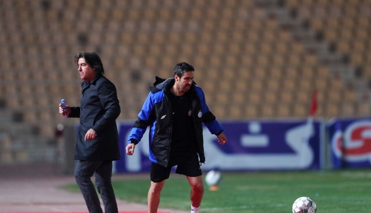 خسرو حیدری در بازی استقلال با فولاد محروم است؟