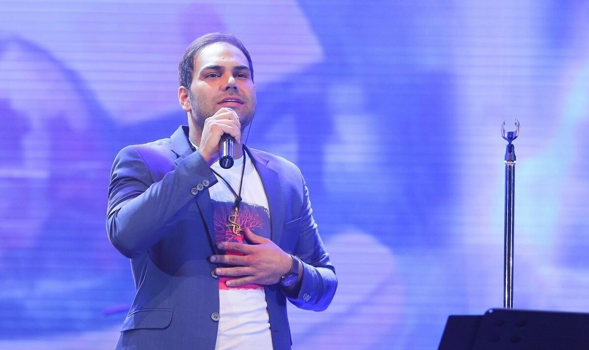 جزئیاتی از خواستگاری جنجالی سیامک عباسی در اجرای زنده | همه چیز از قبل هماهنگ شده بود! جزئیاتی از خواستگاری جنجالی سیامک عباسی در اجرای زنده | همه چیز از قبل هماهنگ شده بود!