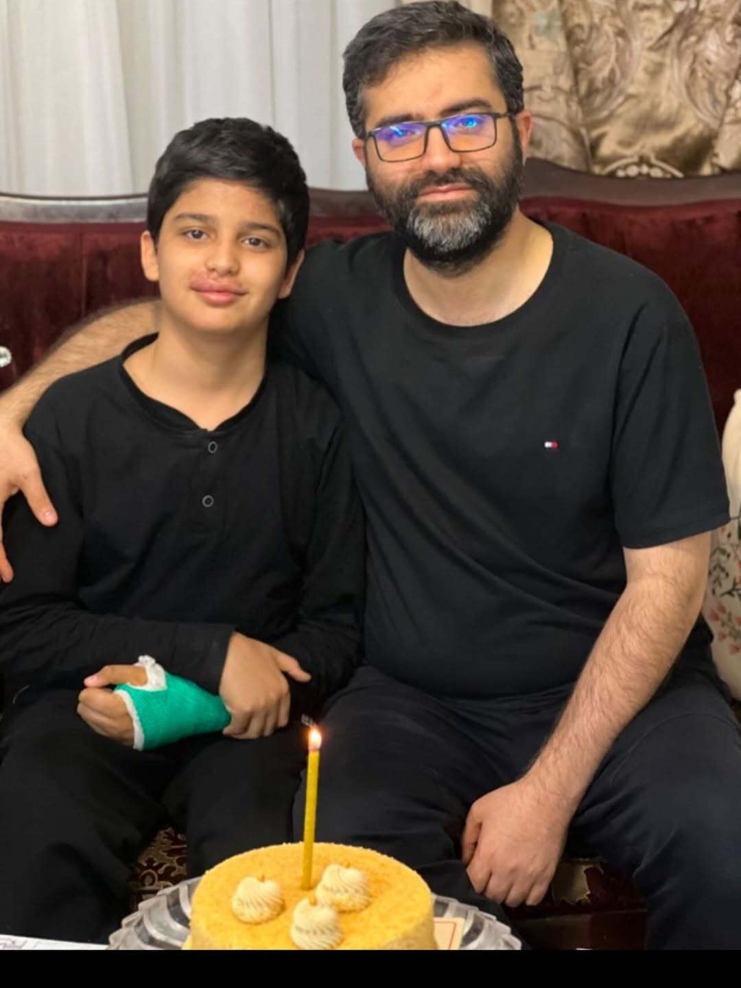 پست احساسی سقاب اصفهانی به یاد همسر و فرزندانش در روز تولد پسرش +تصاویر پست سقاب اصفهانی