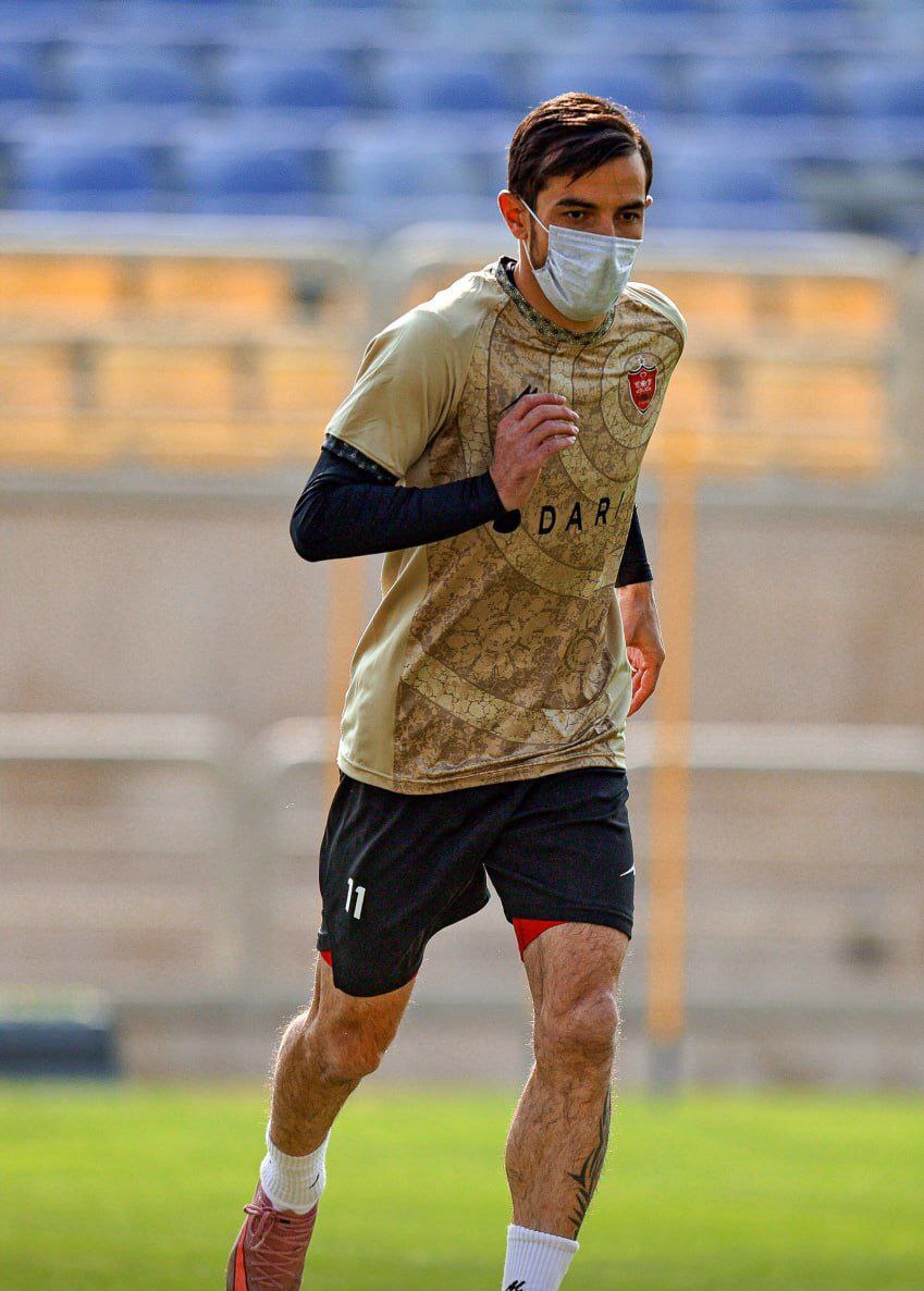 فرشاد احمدزاده