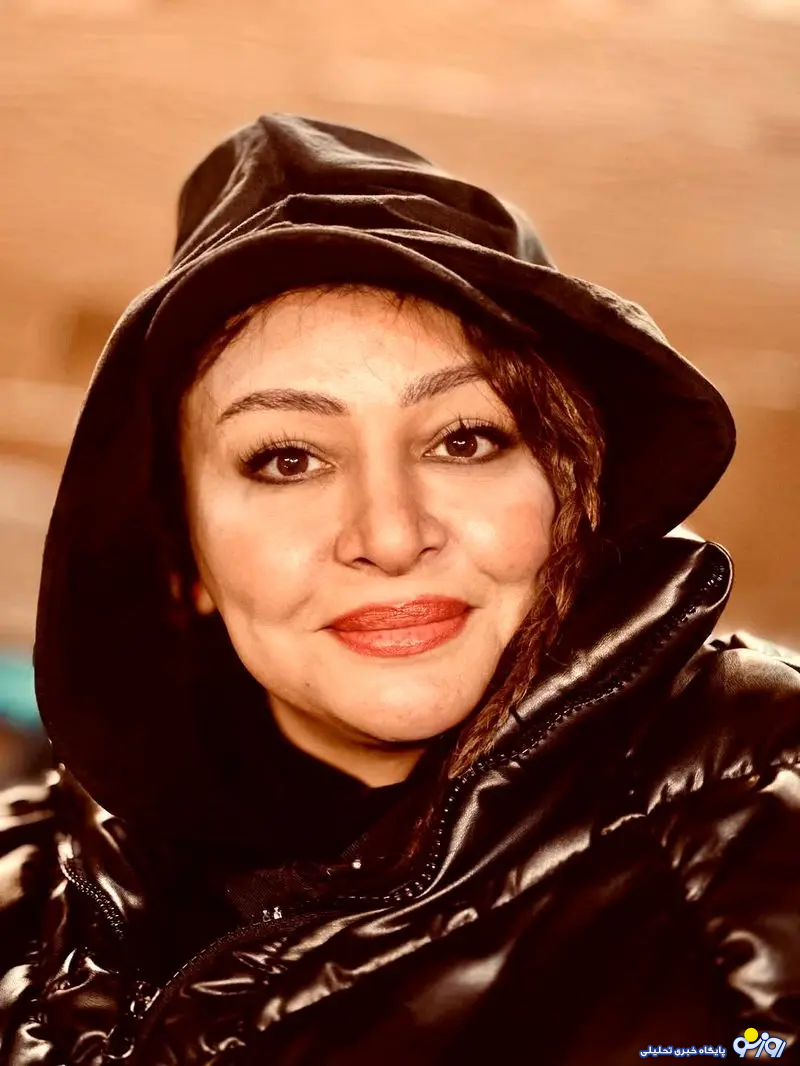 عکس خانوم بازیگر با سیگار به دست غوقا به پا کرد! عکس خانوم بازیگر با سیگار به دست غوقا به پا کرد!